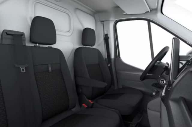 Ford E-Transit (2026) thumbnail 4