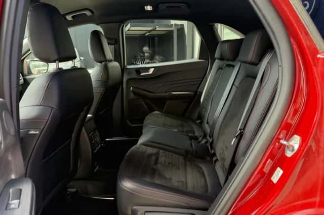 Ford Kuga (2022) thumbnail 17