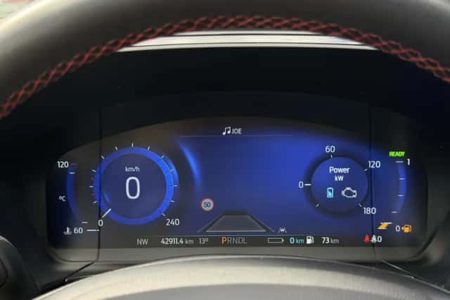 Ford Kuga (2022) thumbnail 23