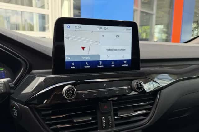 Ford Kuga (2022) thumbnail 26