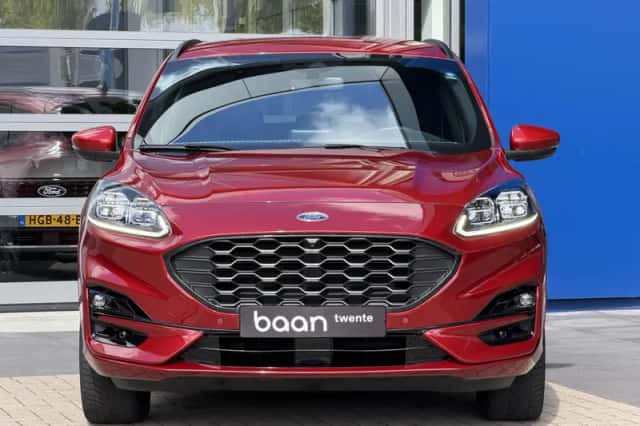 Ford Kuga (2022) thumbnail 4