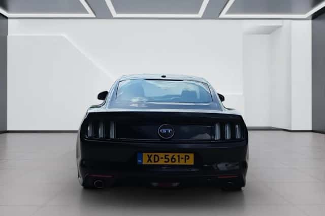 Ford Mustang (2017) thumbnail 7