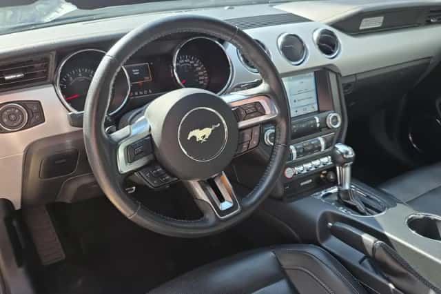 Ford Mustang (2017) thumbnail 10