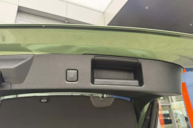 Ford Kuga (2026) thumbnail 25