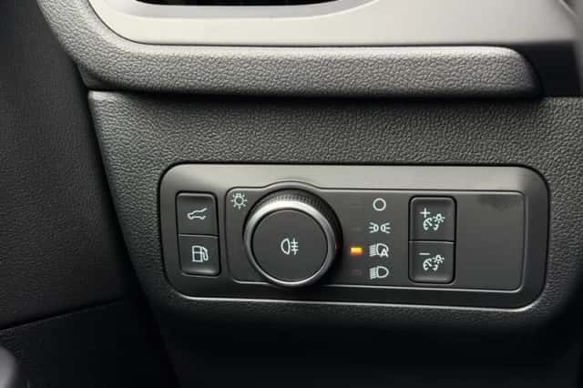 Ford Kuga (2026) thumbnail 27