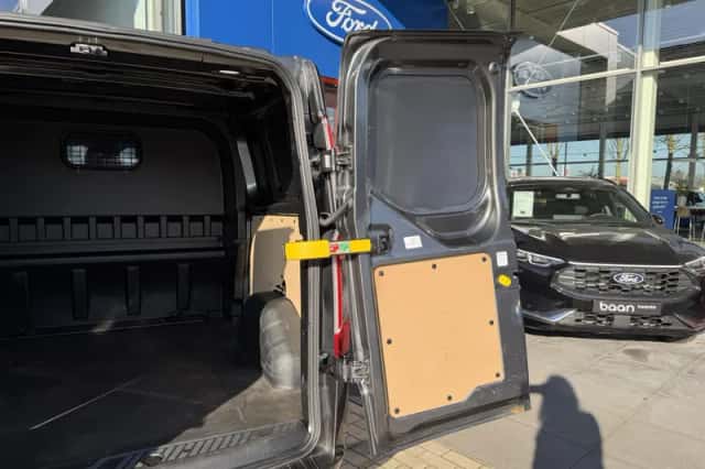 Ford Transit Custom (2023) thumbnail 17