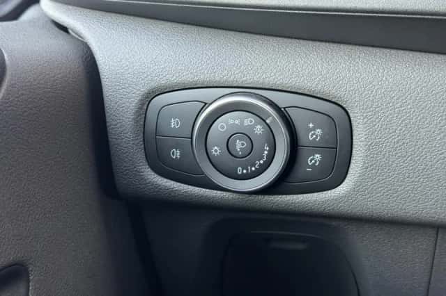 Ford Transit Custom (2023) thumbnail 20
