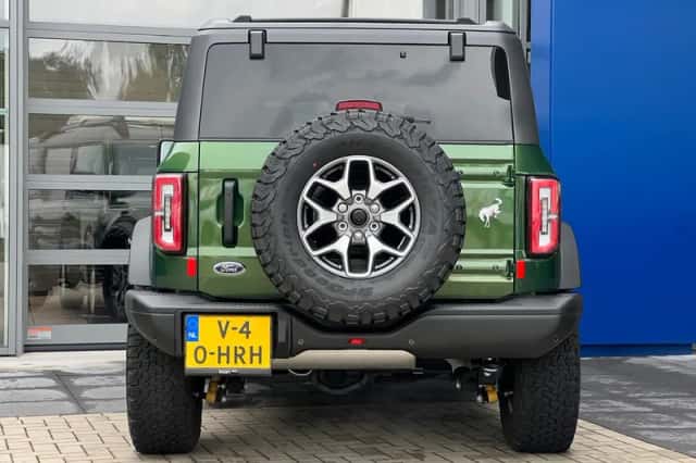 Ford Bronco (2024) thumbnail 6