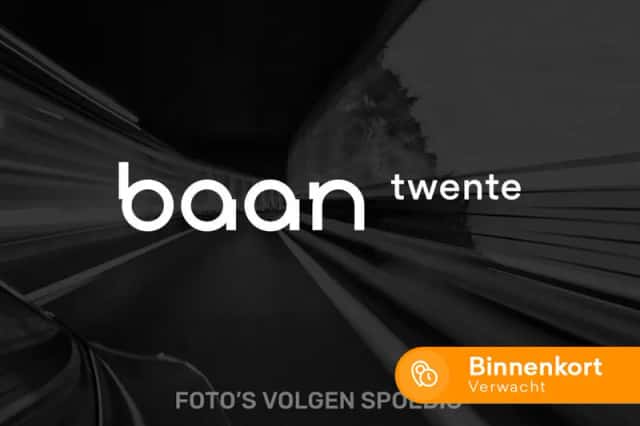 Ford Kuga (2021) thumbnail 1
