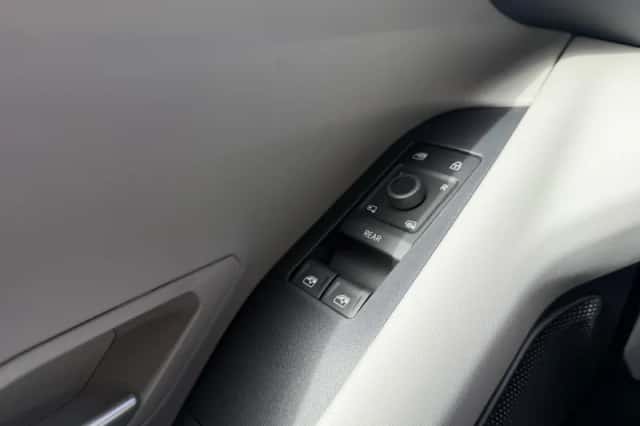 Ford Explorer (2025) thumbnail 16