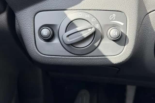Ford Kuga (2018) thumbnail 19