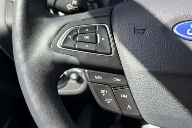 Ford Kuga (2018) thumbnail 20