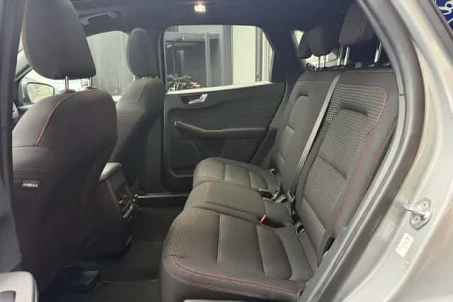 Ford Kuga (2022) thumbnail 19