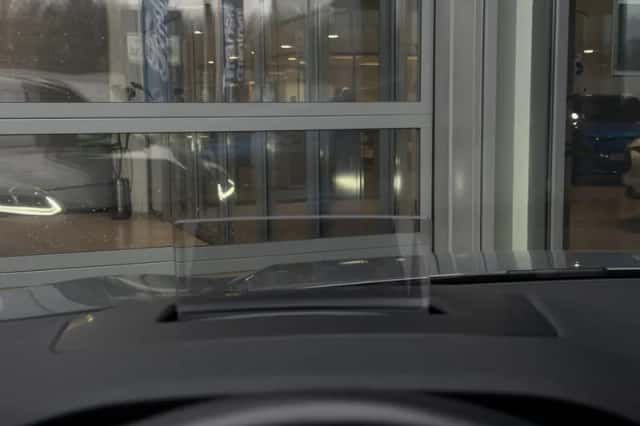 Ford Kuga (2022) thumbnail 25