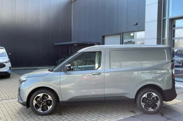 Ford Transit Courier (2026) thumbnail 7