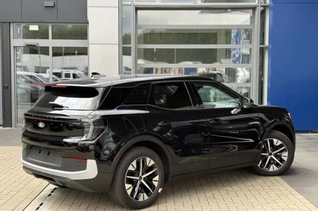 Ford Explorer (2026) thumbnail 2