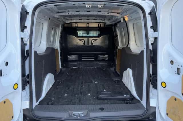 Ford Transit Connect (2023) thumbnail 12
