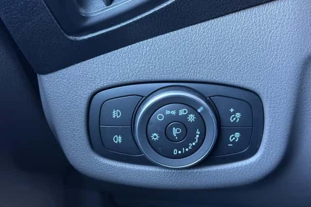 Ford Transit Connect (2023) thumbnail 14