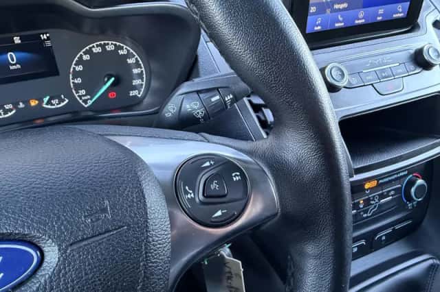 Ford Transit Connect (2023) thumbnail 18