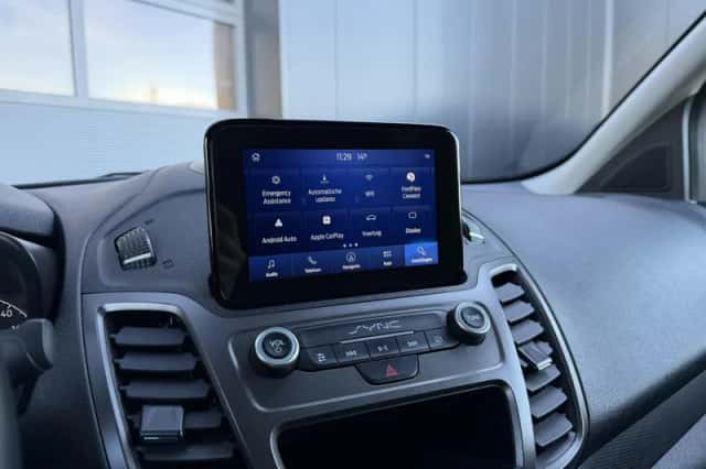 Ford Transit Connect (2023) thumbnail 22