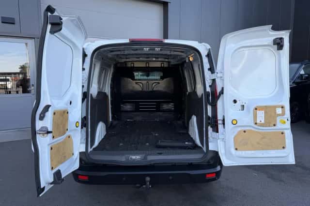 Ford Transit Connect (2023) thumbnail 9