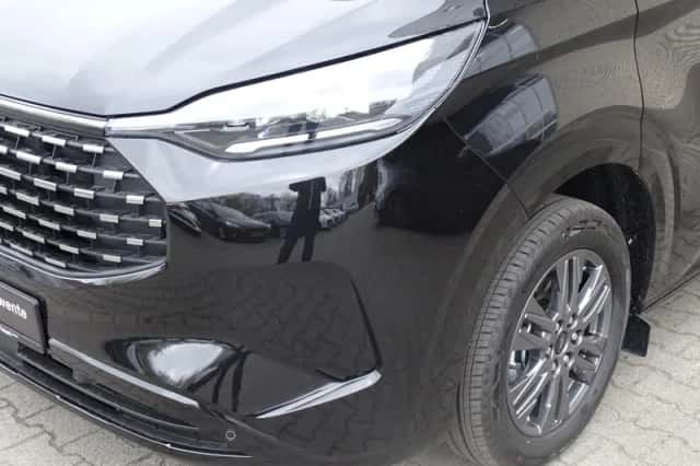 Ford Tourneo Custom (2025) thumbnail 3