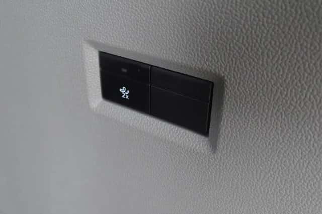 Ford Tourneo Custom (2025) thumbnail 25