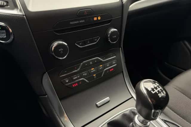Ford S-Max (2019) thumbnail 27