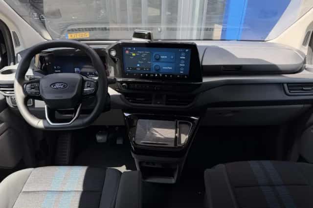 Ford Transit Custom (2026) thumbnail 2