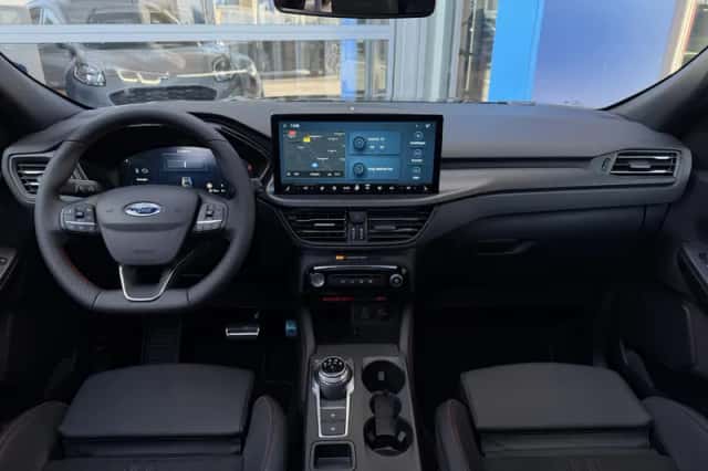 Ford Kuga (2026) thumbnail 2