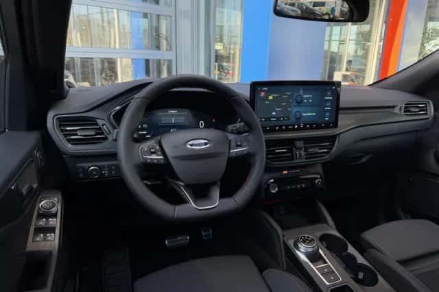 Ford Kuga (2026) thumbnail 17