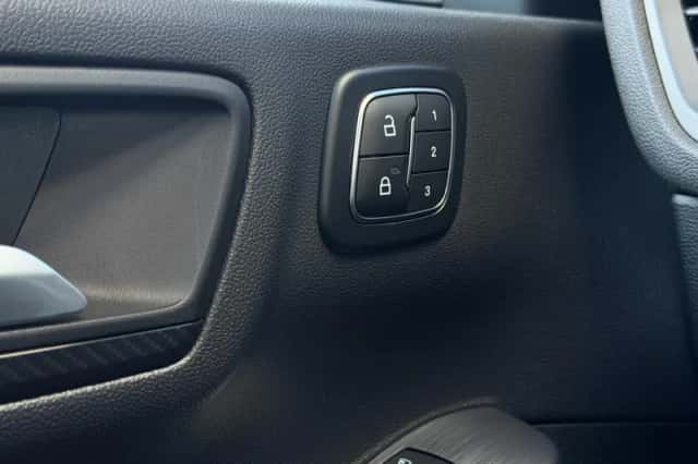 Ford Kuga (2026) thumbnail 23