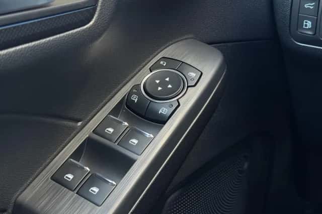 Ford Kuga (2026) thumbnail 24