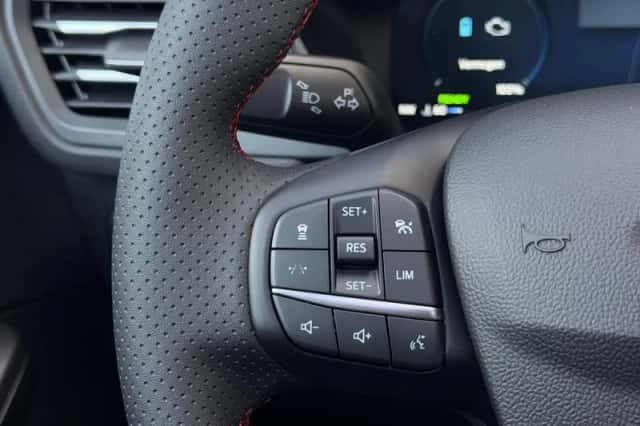 Ford Kuga (2026) thumbnail 25