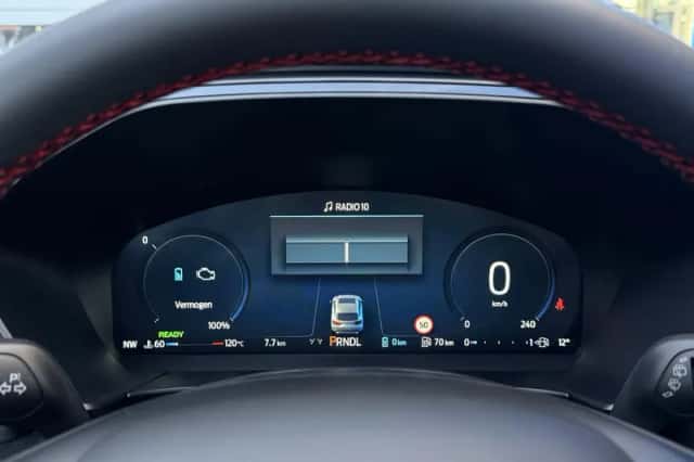 Ford Kuga (2026) thumbnail 26
