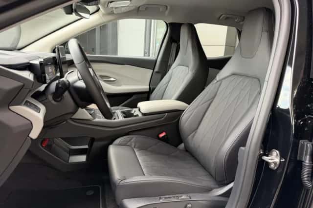 Ford Explorer (2026) thumbnail 13