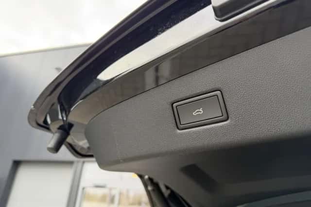 Ford Explorer (2026) thumbnail 17