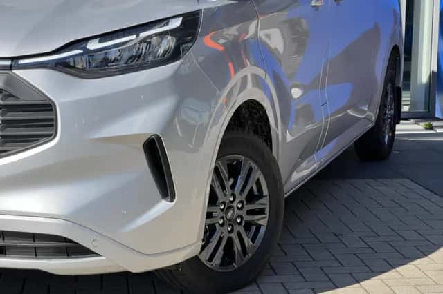 Ford Transit Custom (2024) thumbnail 12