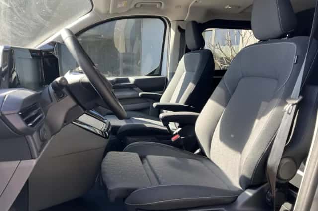 Ford Transit Custom (2024) thumbnail 18