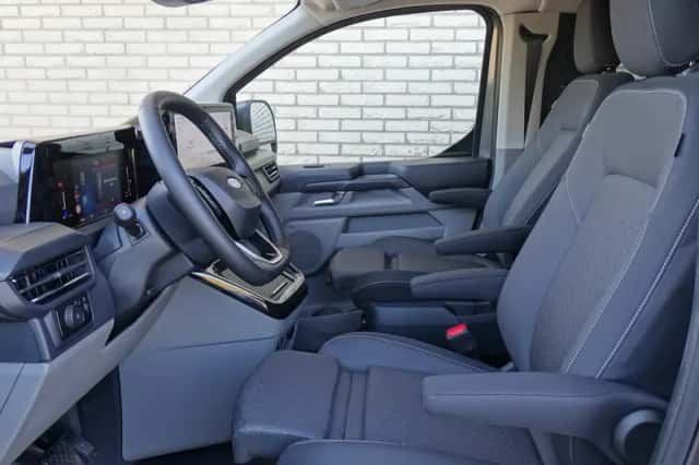 Ford Transit Custom (2024) thumbnail 49