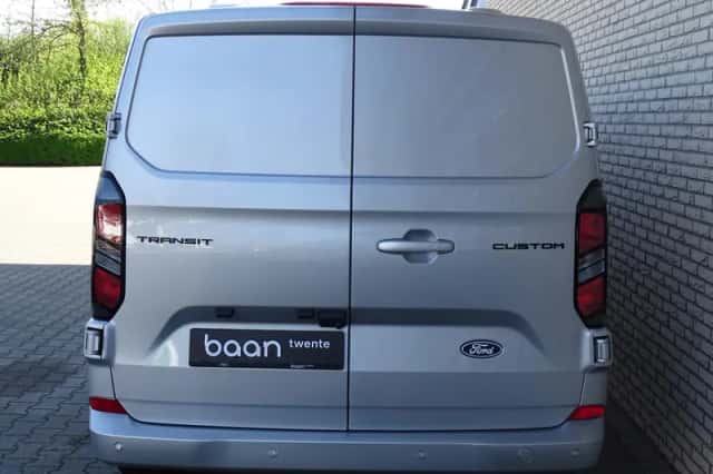 Ford Transit Custom (2024) thumbnail 7