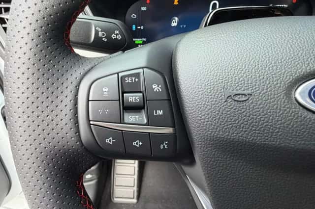 Ford Kuga (2026) thumbnail 25
