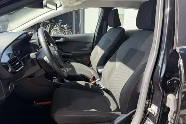 Ford Fiesta (2023) thumbnail 11