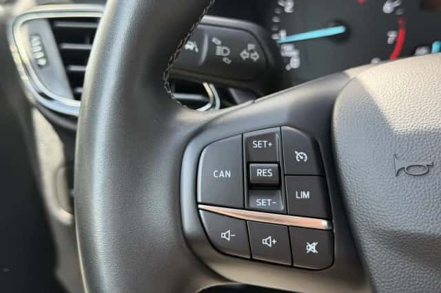 Ford Fiesta (2023) thumbnail 17
