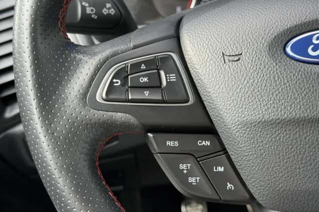 Ford EcoSport (2018) thumbnail 16