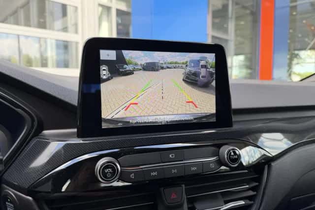 Ford Kuga (2022) thumbnail 33