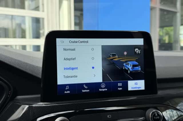 Ford Kuga (2022) thumbnail 42