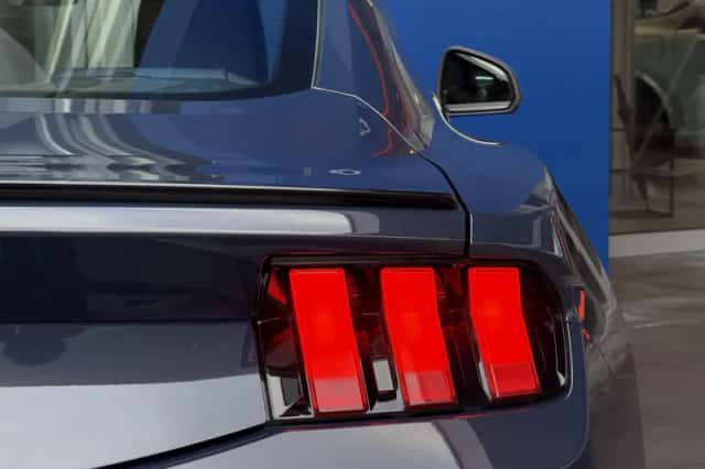 Ford Mustang (2024) thumbnail 14