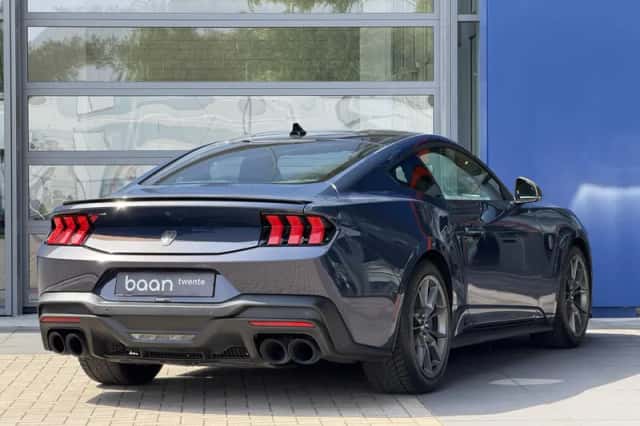 Ford Mustang (2024) thumbnail 3