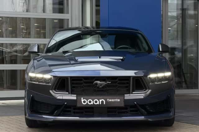 Ford Mustang (2024) thumbnail 4